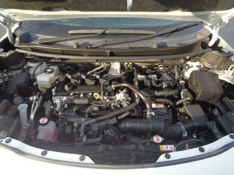YARIS CROSS