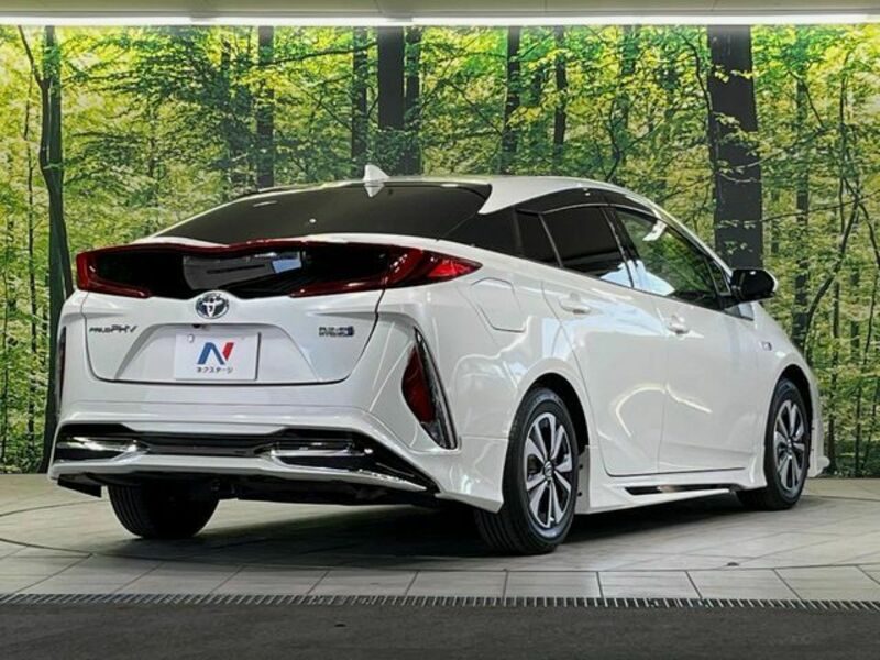 PRIUS PHV