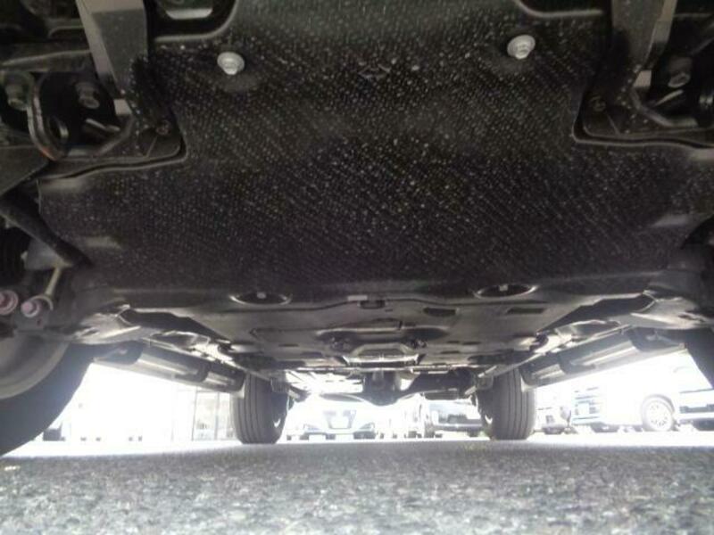 LAND CRUISER