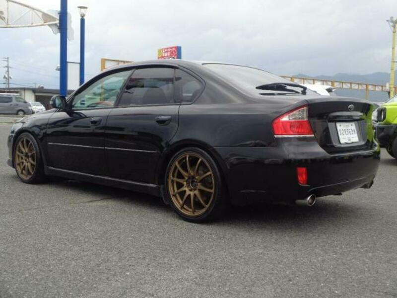 LEGACY B4