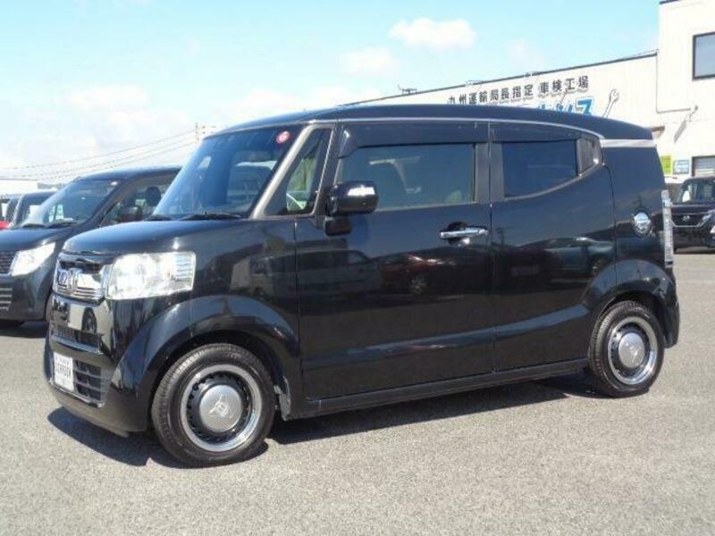 HONDA N BOX SLASH