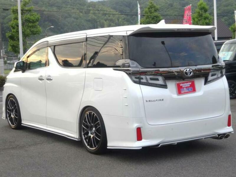 VELLFIRE