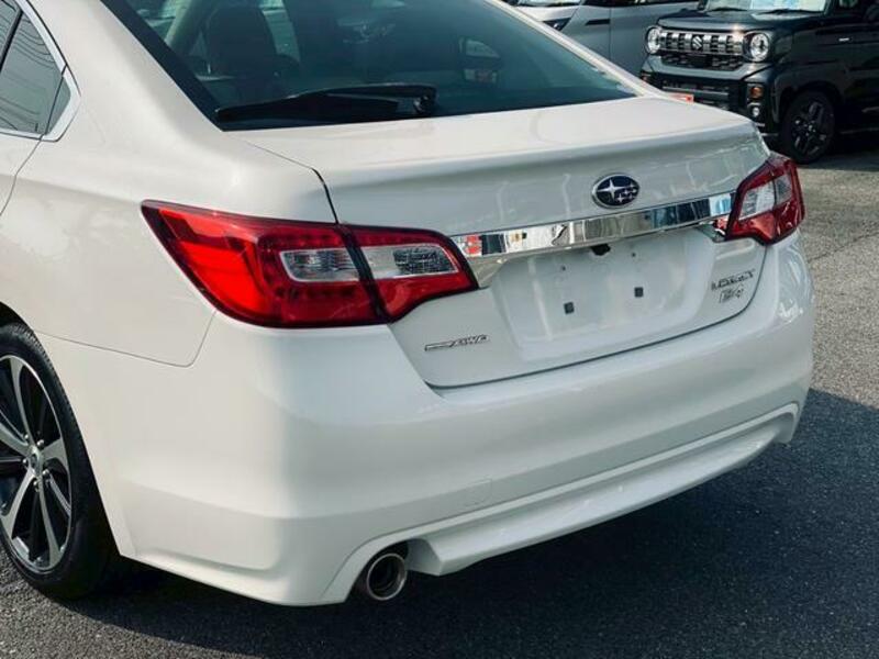 LEGACY B4