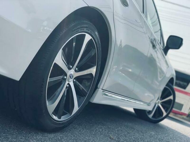 LEGACY B4