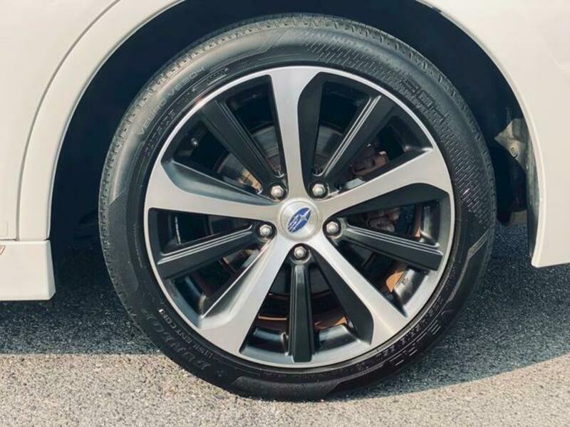 LEGACY B4