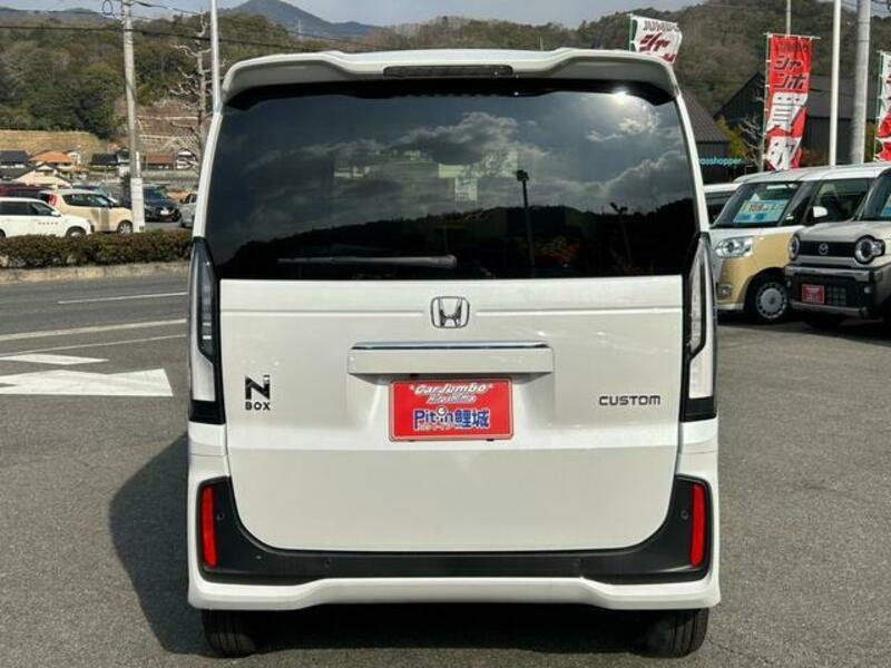 N BOX CUSTOM