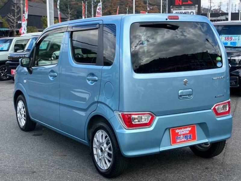 WAGON R