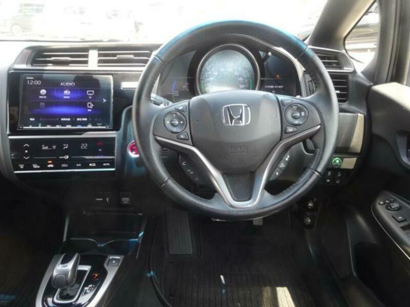 FIT HYBRID