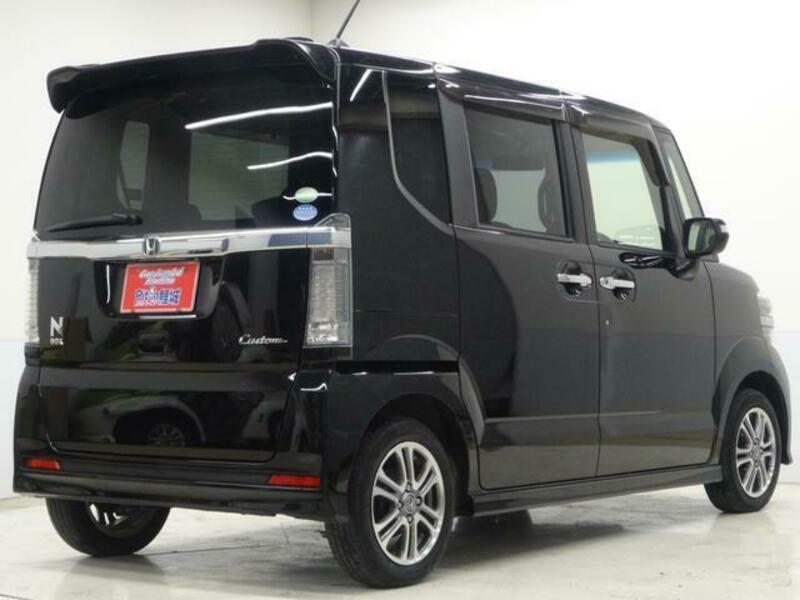 N BOX CUSTOM
