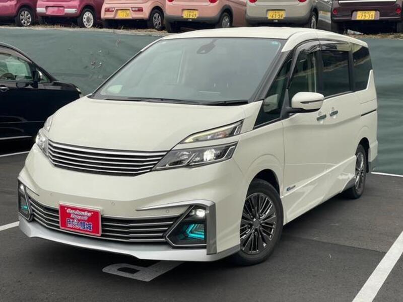 NISSAN SERENA