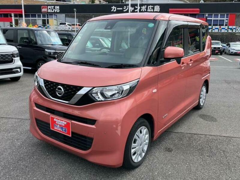 NISSAN ROOX