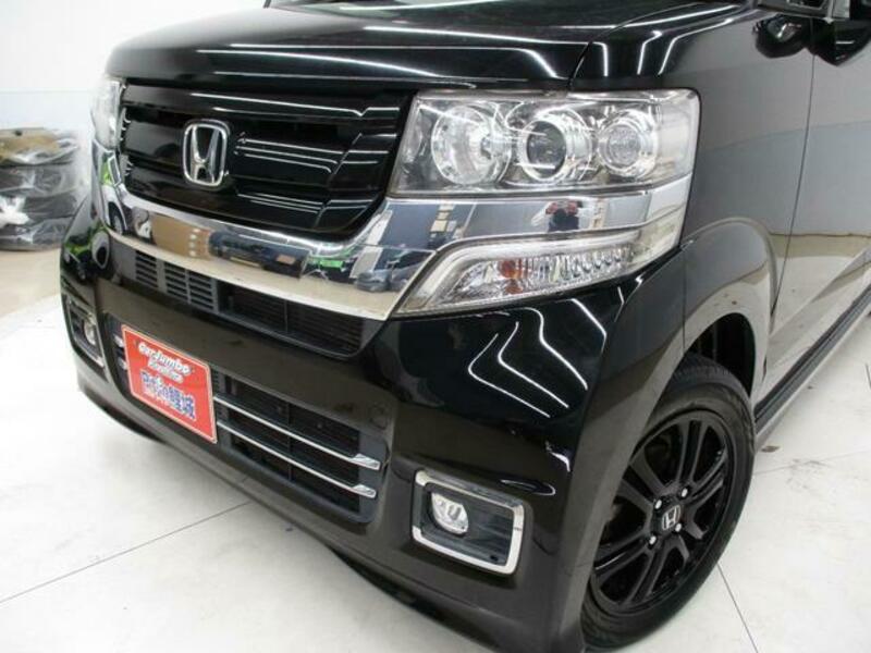 N BOX CUSTOM