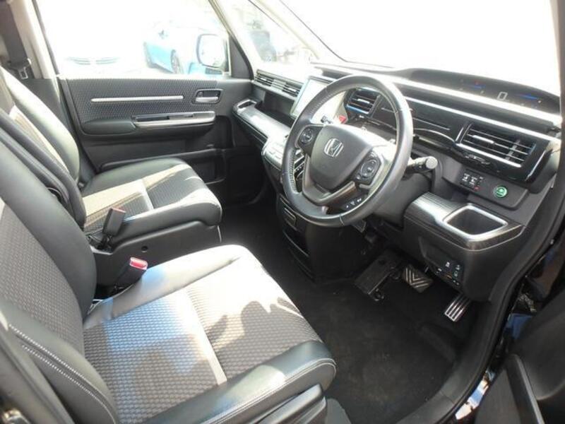 STEPWAGON SPADA