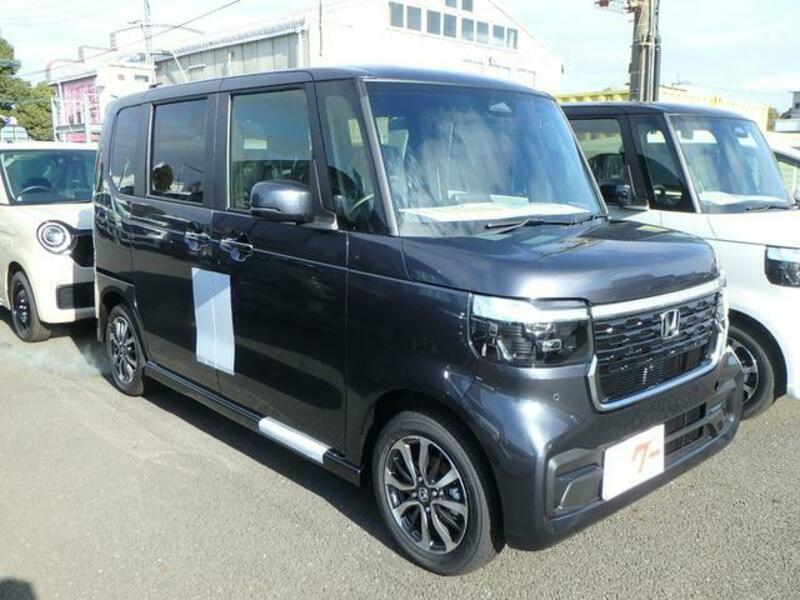 N BOX CUSTOM