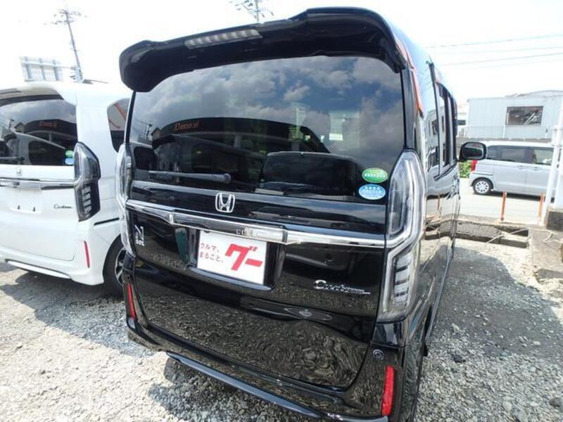 N BOX CUSTOM