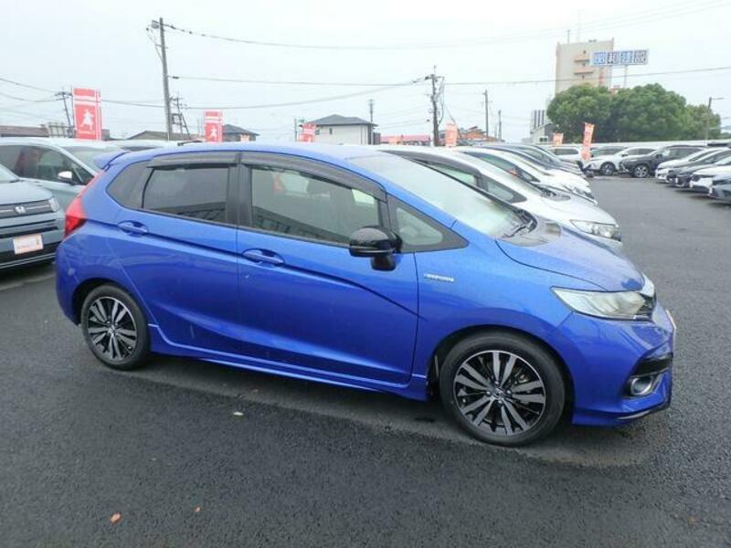 FIT HYBRID