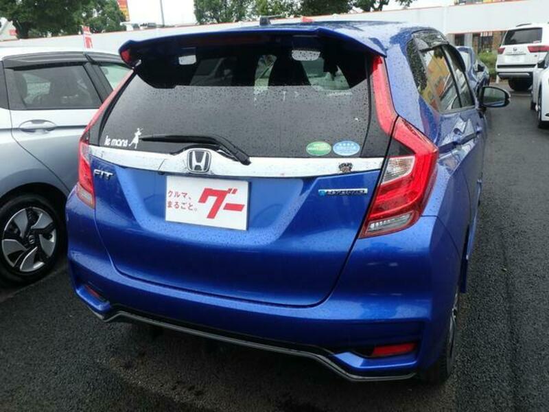 FIT HYBRID
