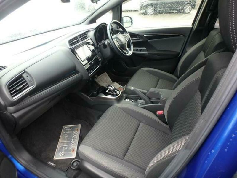 FIT HYBRID