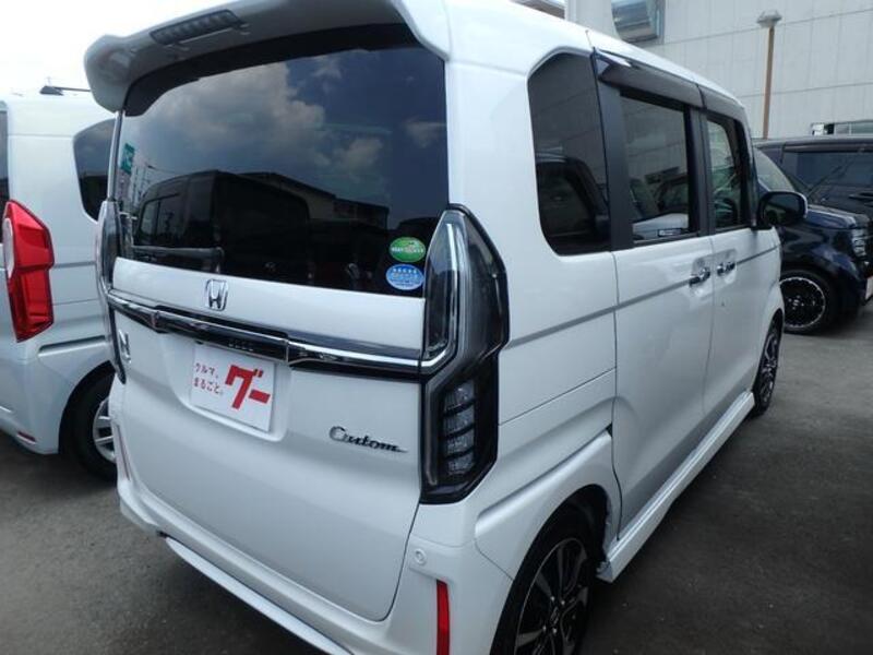 N BOX CUSTOM