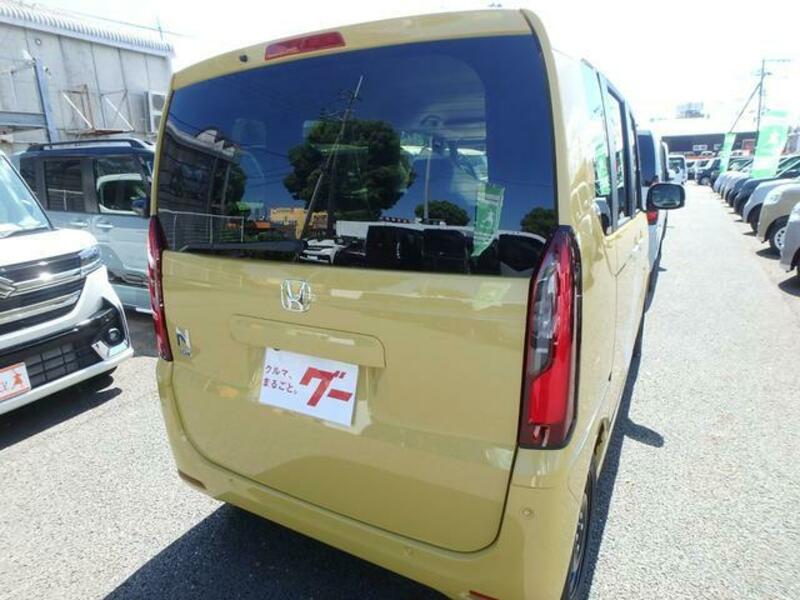 N BOX