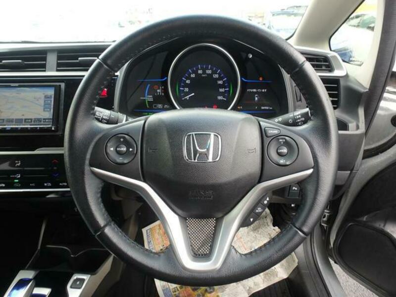 FIT HYBRID