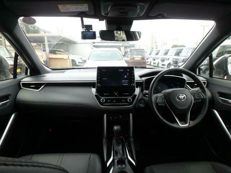 COROLLA CROSS