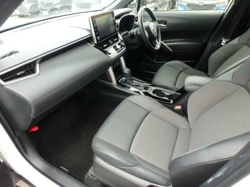COROLLA CROSS