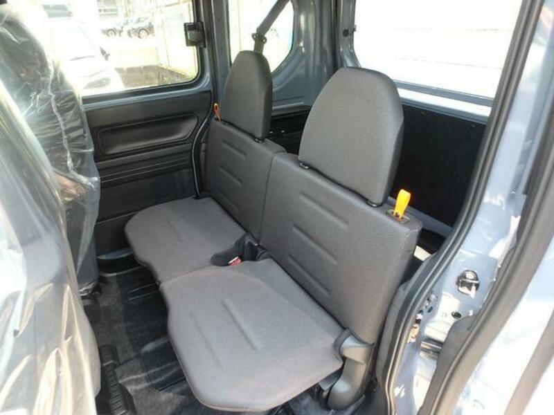 N-VAN
