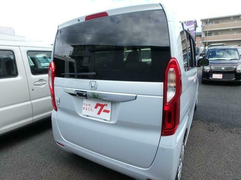 N BOX