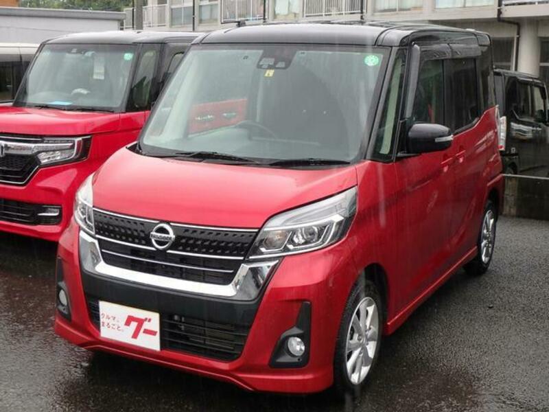NISSAN DAYZ ROOX