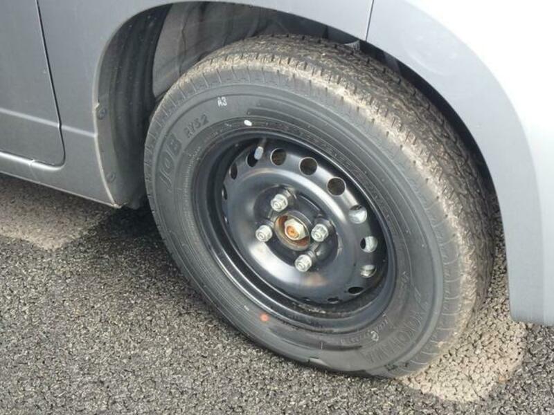 N-VAN