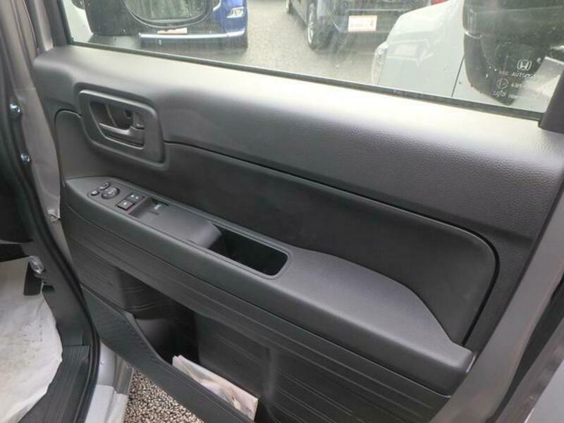 N-VAN