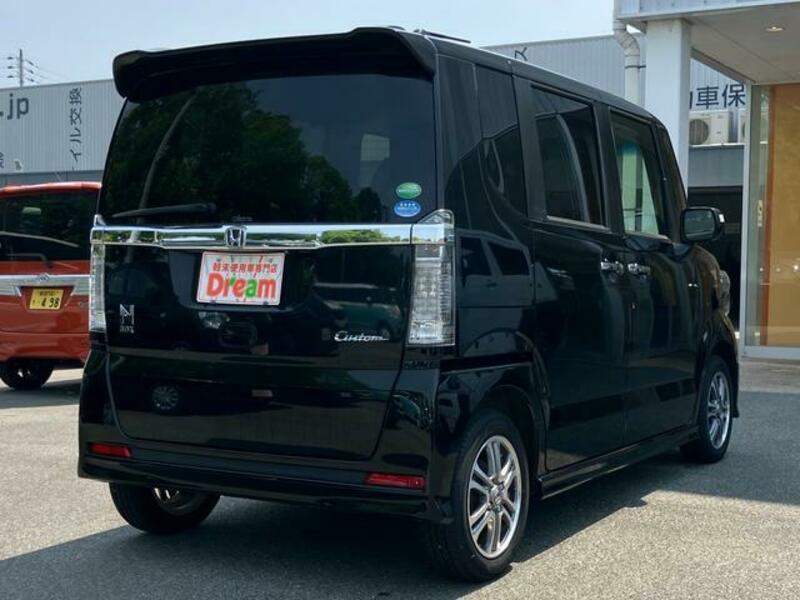 N BOX CUSTOM