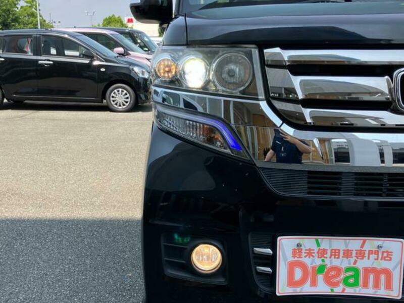 N BOX CUSTOM