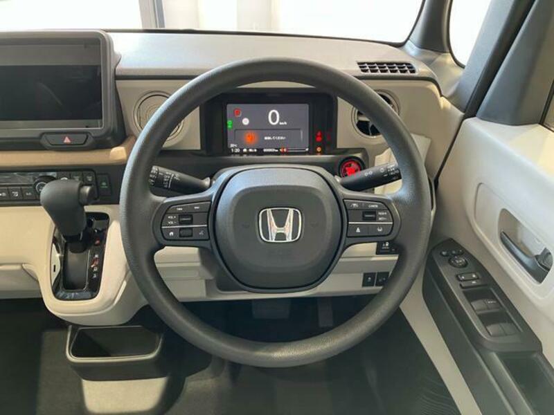 N BOX