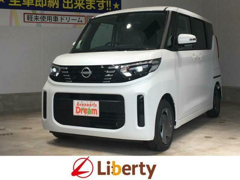 NISSAN ROOX