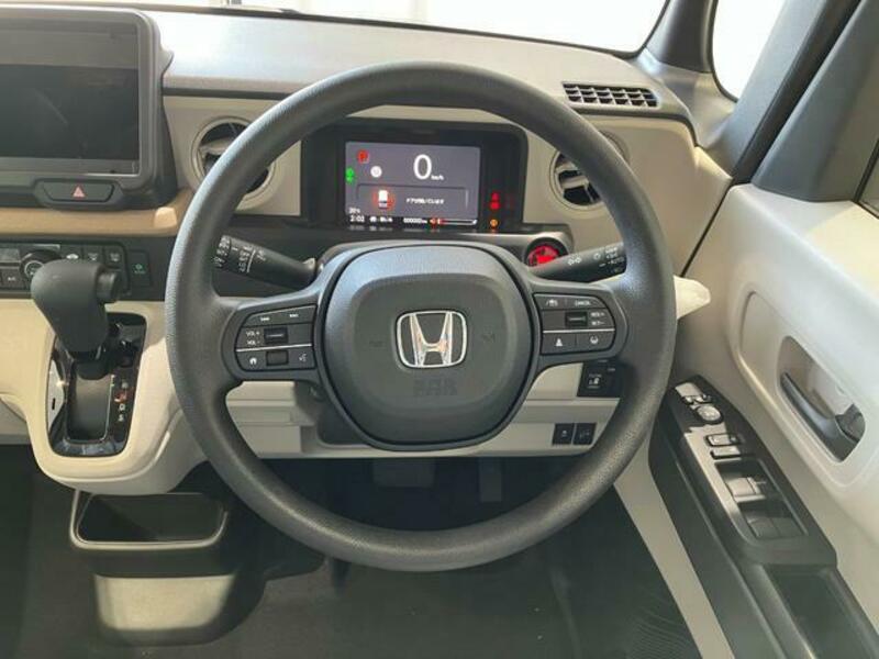 N BOX