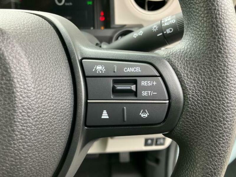 N BOX