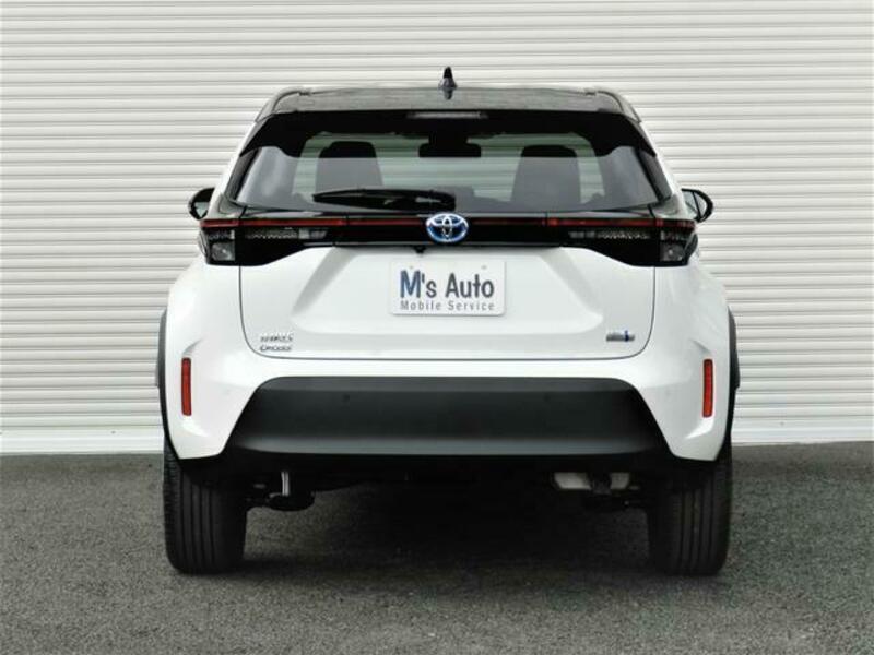 YARIS CROSS