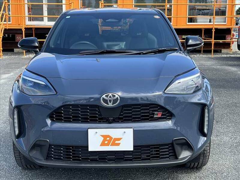 YARIS CROSS