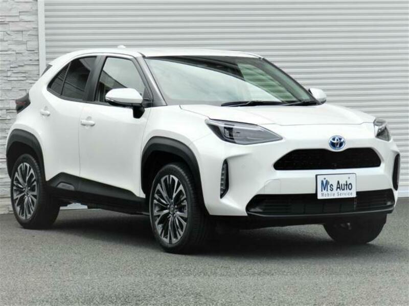 YARIS CROSS
