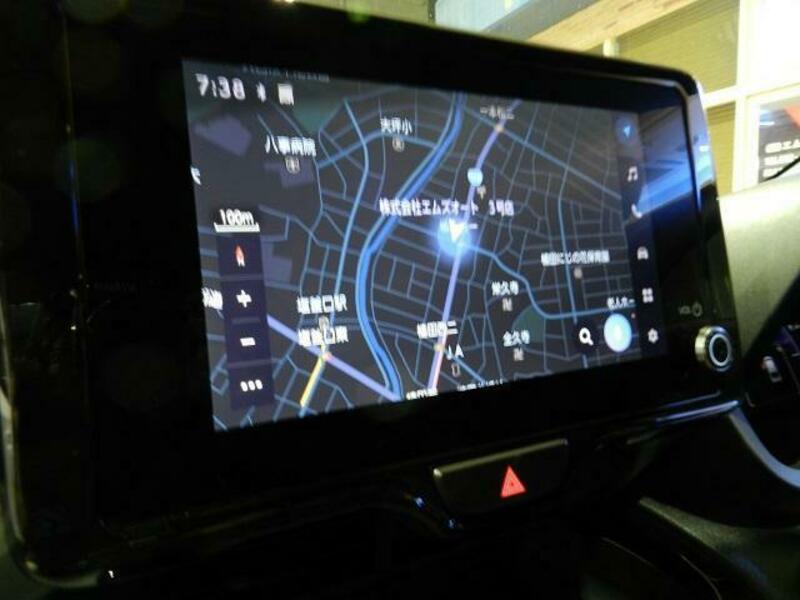 YARIS CROSS