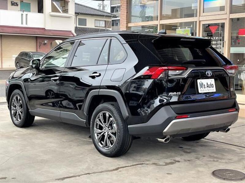 RAV4
