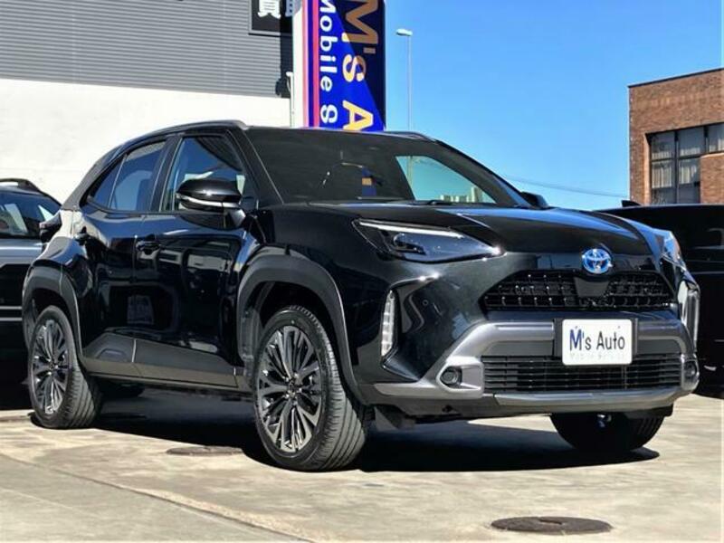 YARIS CROSS
