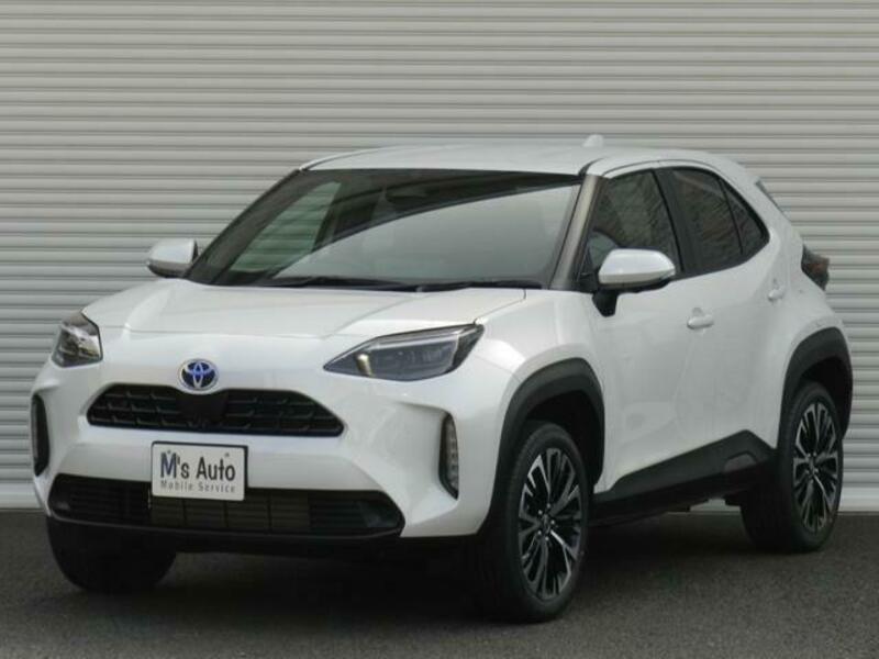 YARIS CROSS