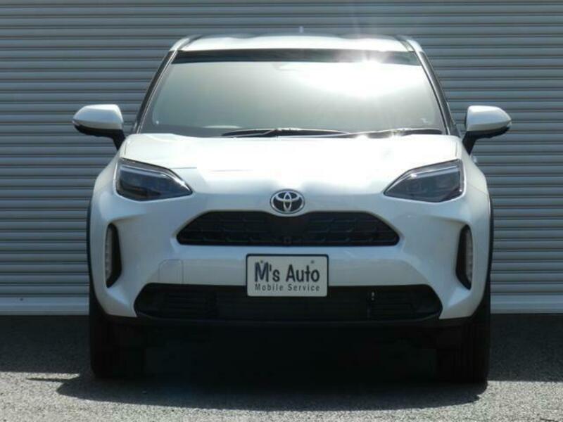 YARIS CROSS