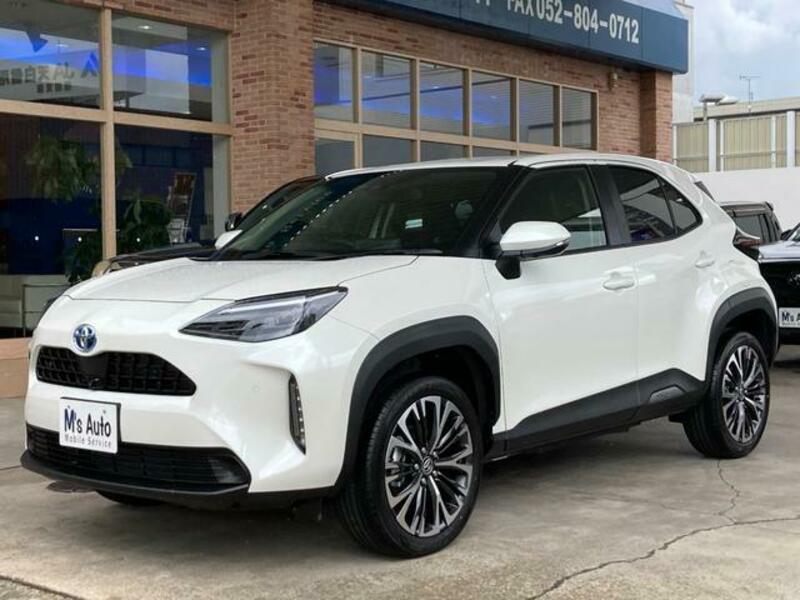 TOYOTA YARIS CROSS