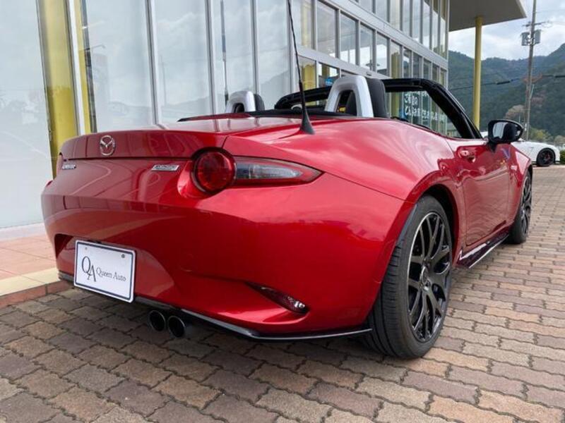 ROADSTER