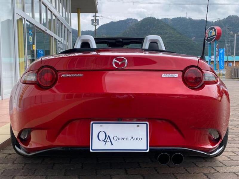 ROADSTER