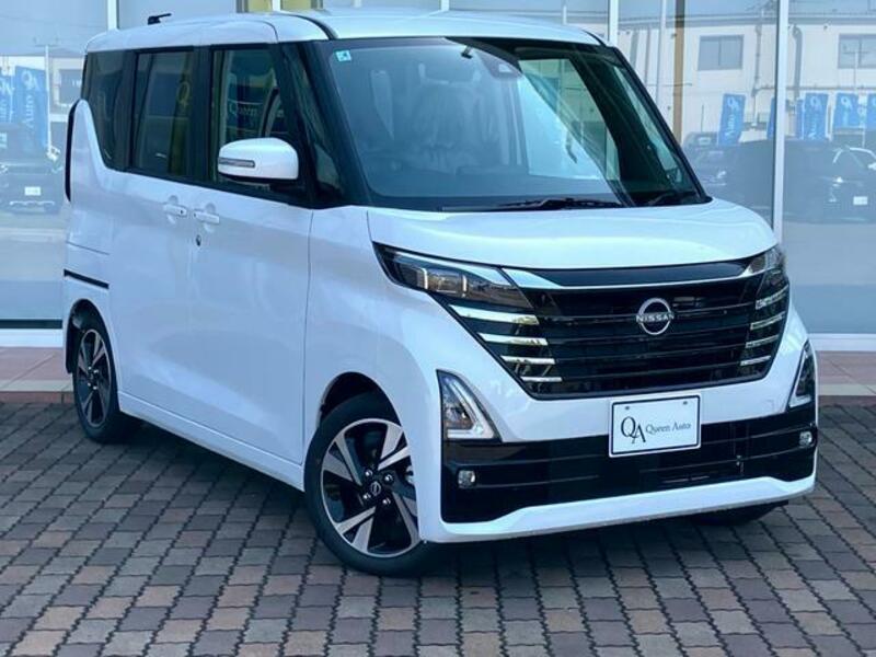 NISSAN ROOX